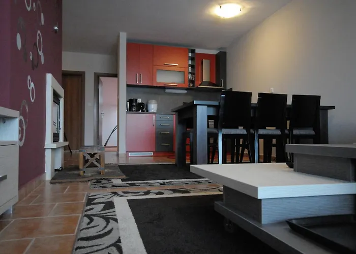 Penthouse 2 Bedroom W Fireplace Bansko